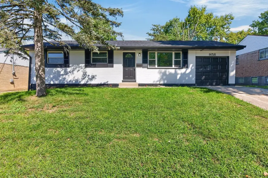 958 Goodhue Circle, Forest Park, OH 45240 - #2