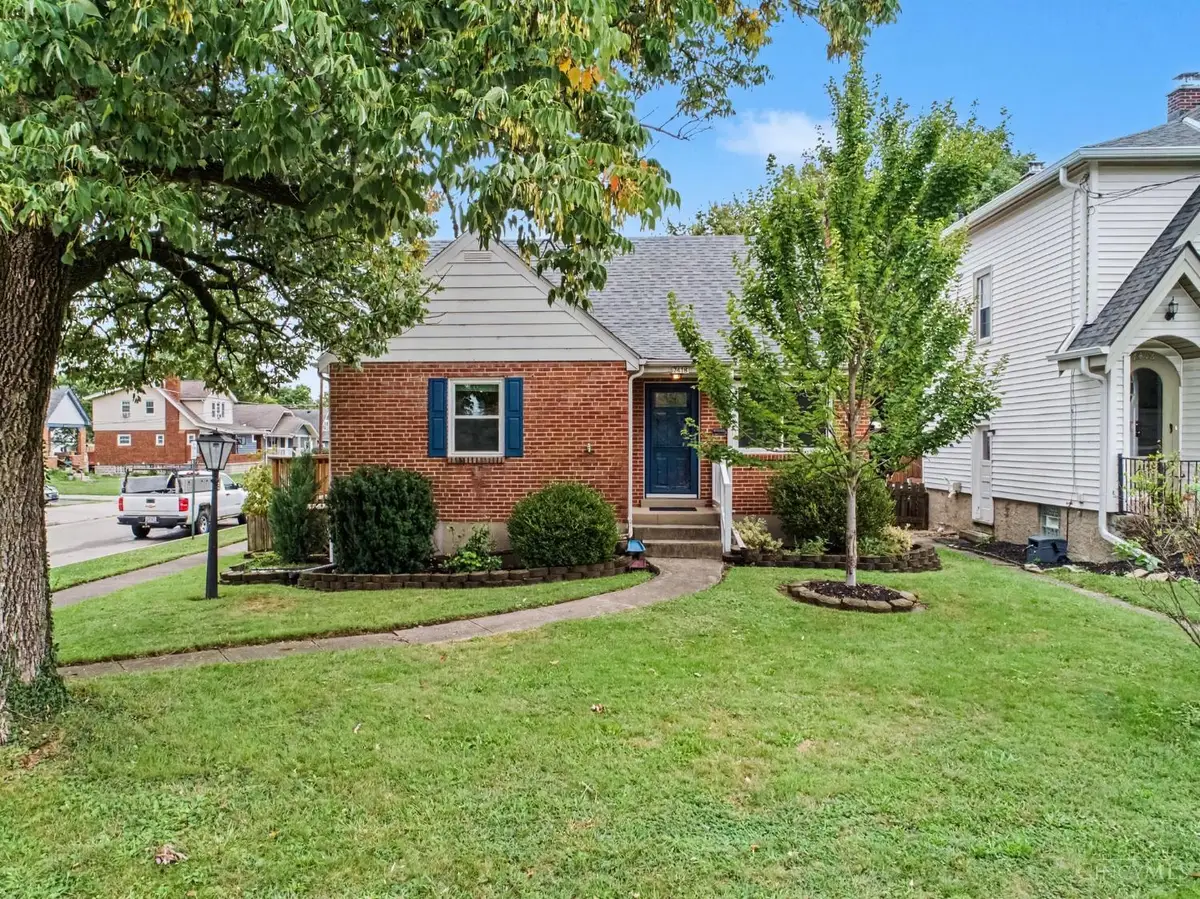 7418 Plainfield Road, Deer Park, OH 45236 - #1