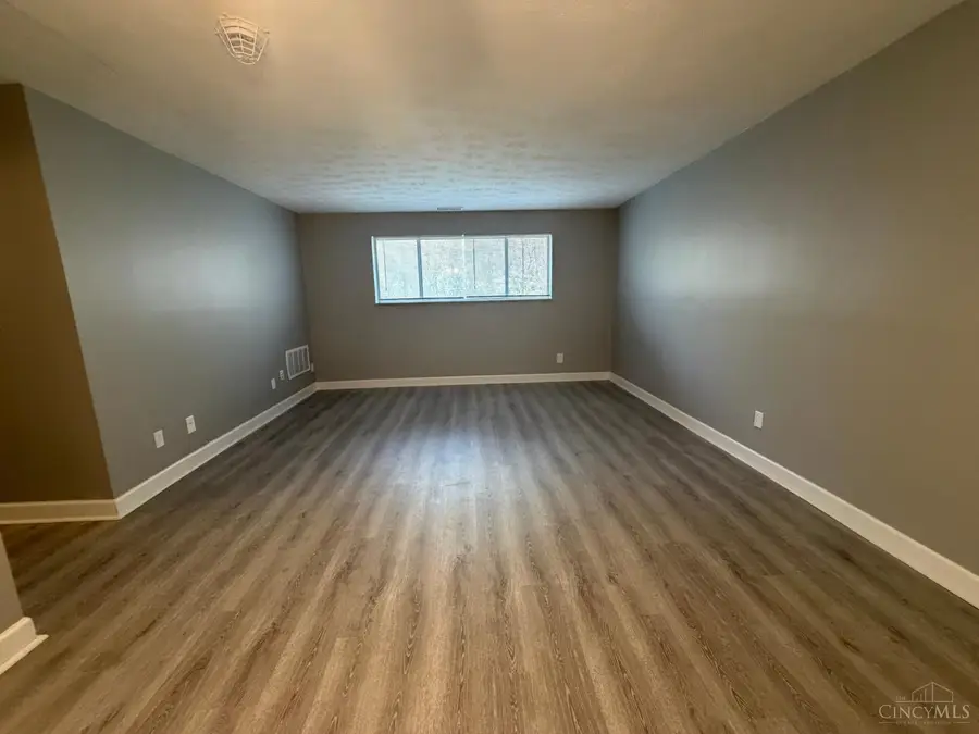 2431 Mustang Drive #14, Cincinnati, OH 45211 - #3