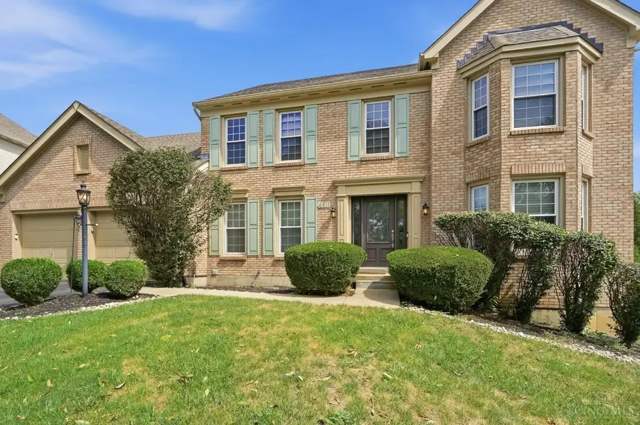 10934 Fallstone Drive, Cincinnati, OH 45246 - #2