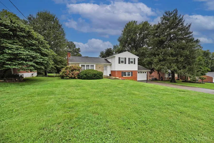 8397 Holiday Hills Drive, Cincinnati, OH 45255 - #2