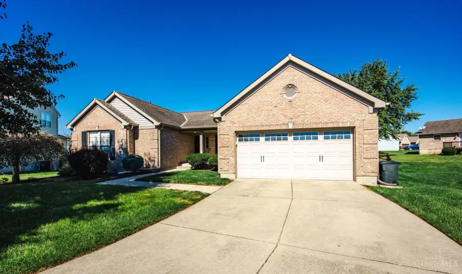 800 Autumn Court, Trenton, OH 45067 - #3
