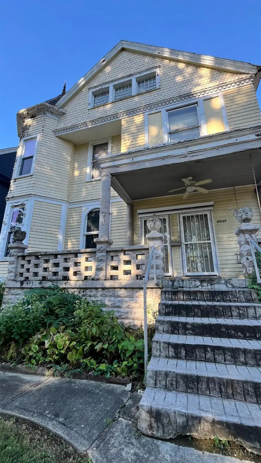 2539 Ingleside Avenue, Cincinnati, OH 45206 - #2