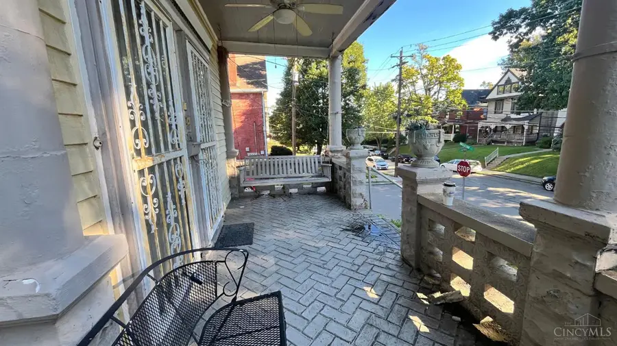 2539 Ingleside Avenue, Cincinnati, OH 45206 - #3