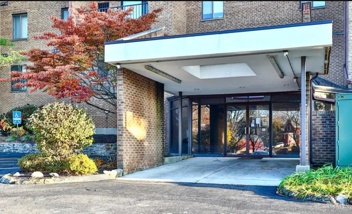 3004 Glenmore Avenue #204, Cincinnati, OH 45238 - #1
