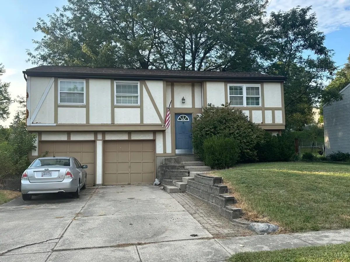 5739 Planet Drive, Fairfield, OH 45014 - #1