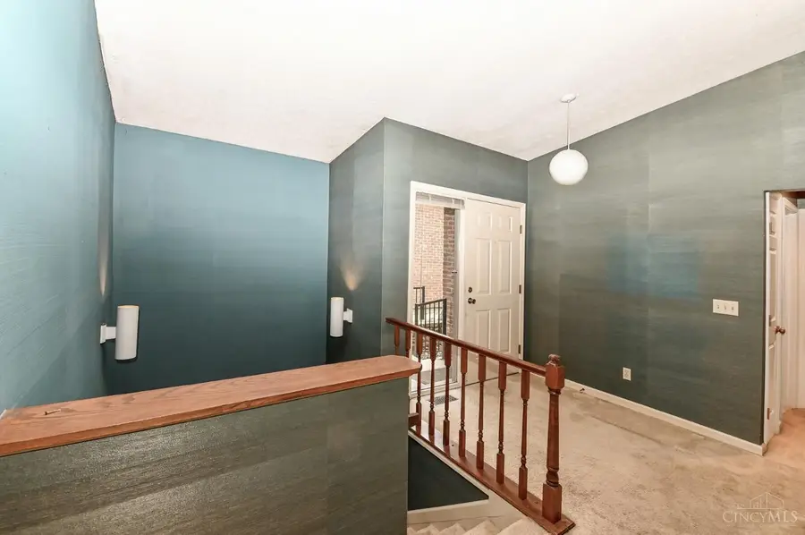 1001 Shakertown Court, Montgomery, OH 45242 - #3