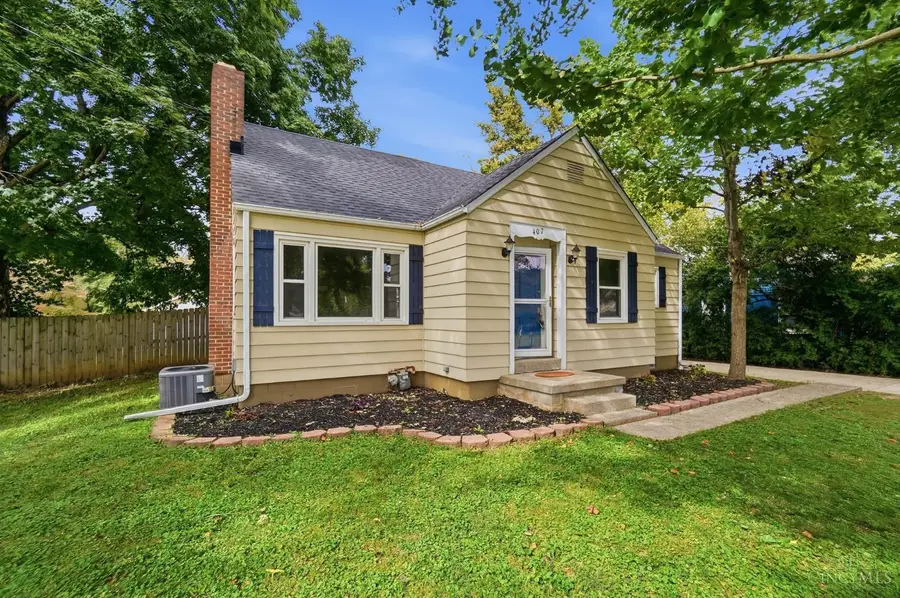 407 W Lomar Avenue, Carlisle, OH 45005 - #2