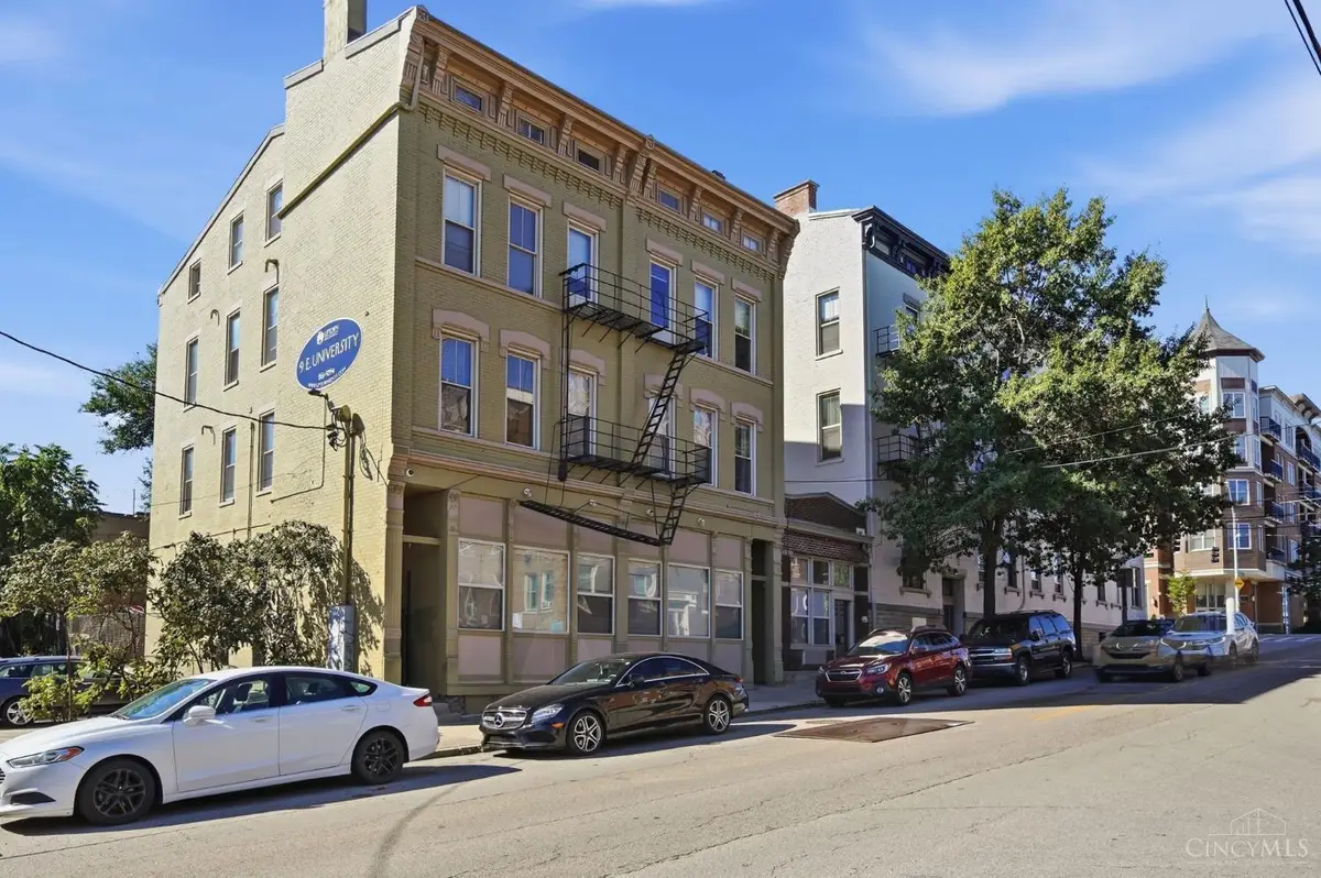 5 E University Avenue, Cincinnati, OH 45219 - #1