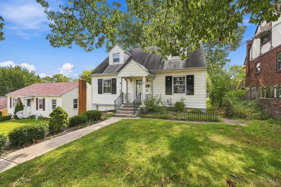 3289 Van Zandt Drive, Monfort Heights, OH 45211 - #3