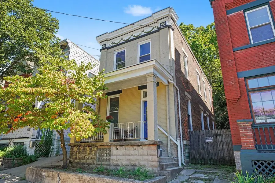 2200 W Clifton Avenue, Cincinnati, OH 45219 - #3