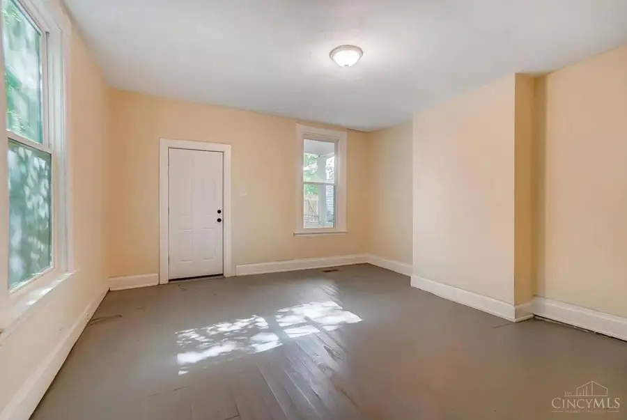 758 Straight Street, Cincinnati, OH 45214 - #2