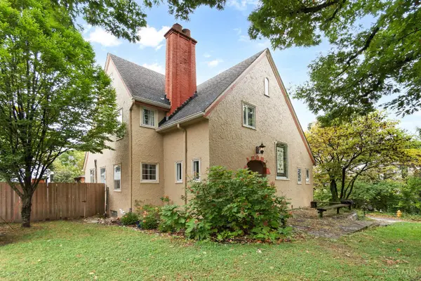 3551 Holly Ln, Cincinnati, OH 45208