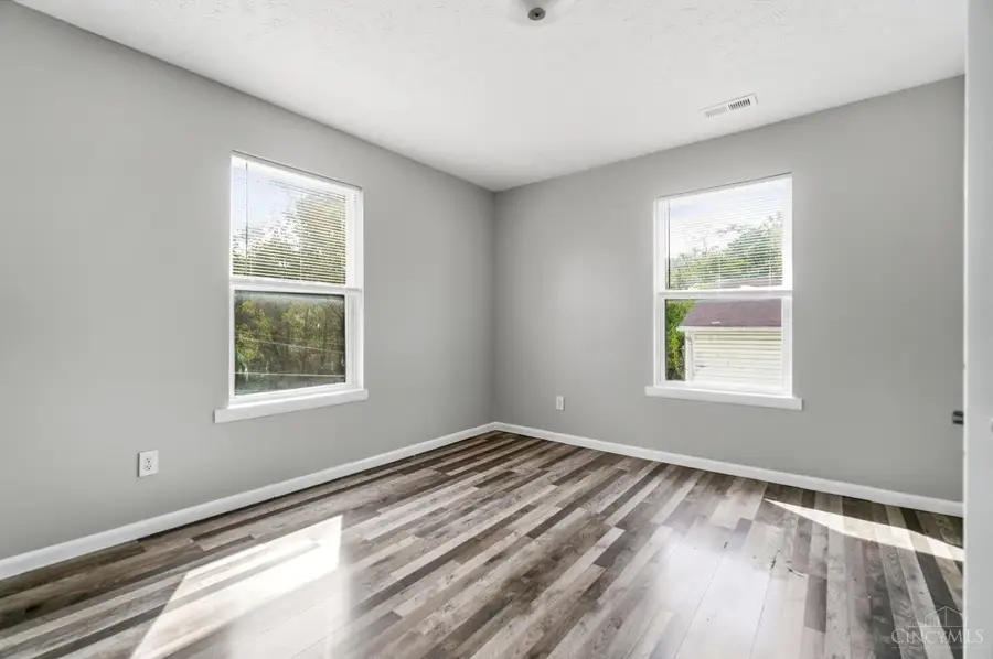 4489 Ammon Avenue, Cincinnati, OH 45223 - #2