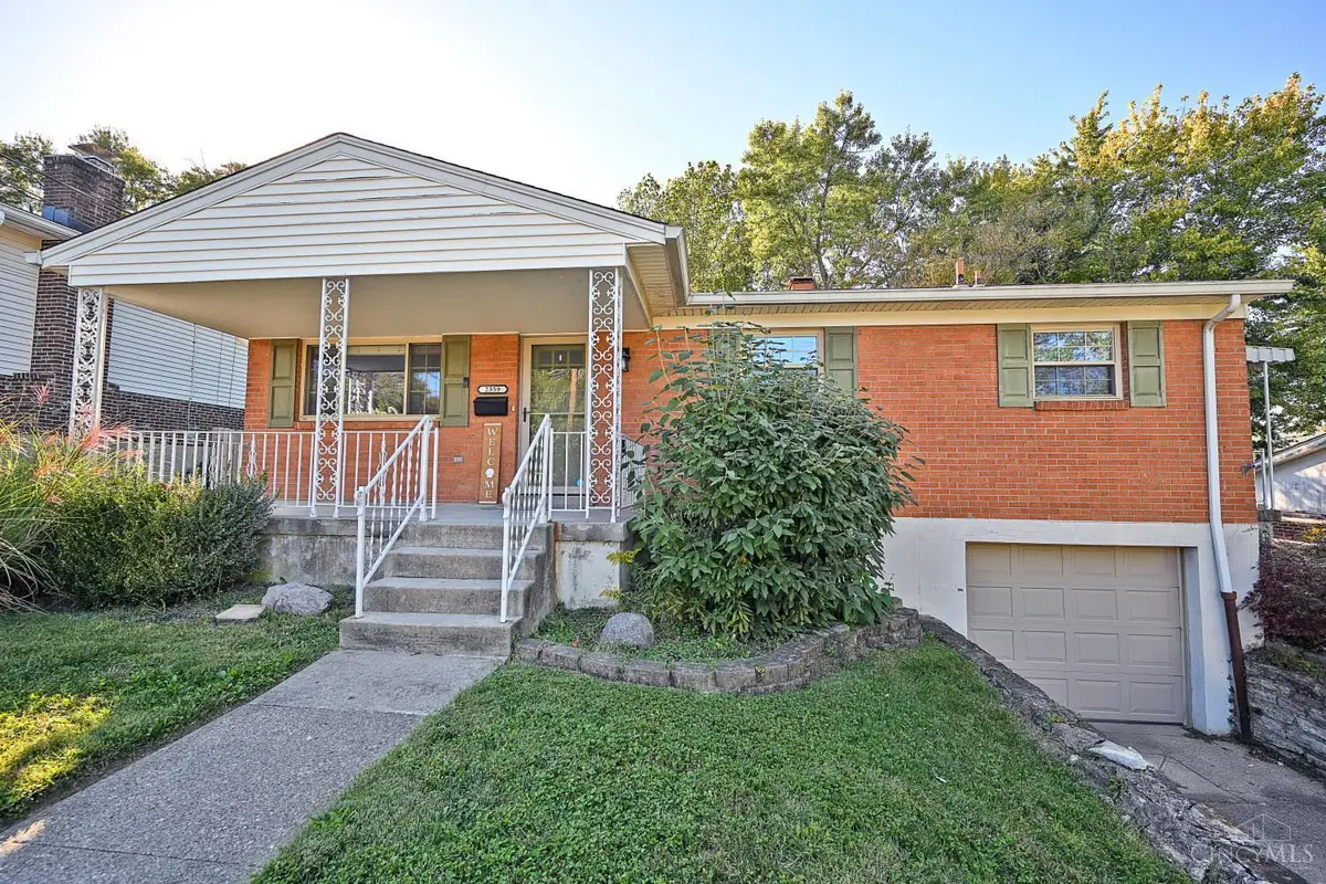 2359 Fairgreen Drive, Covedale, OH 45238 - #1