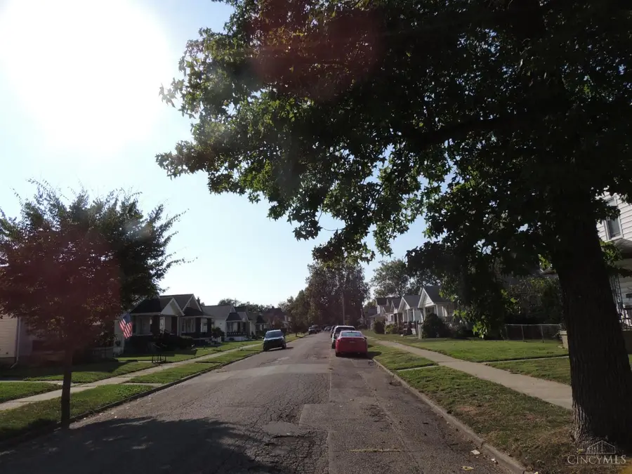 357 Clinton Avenue, Hamilton, OH 45015 - #2
