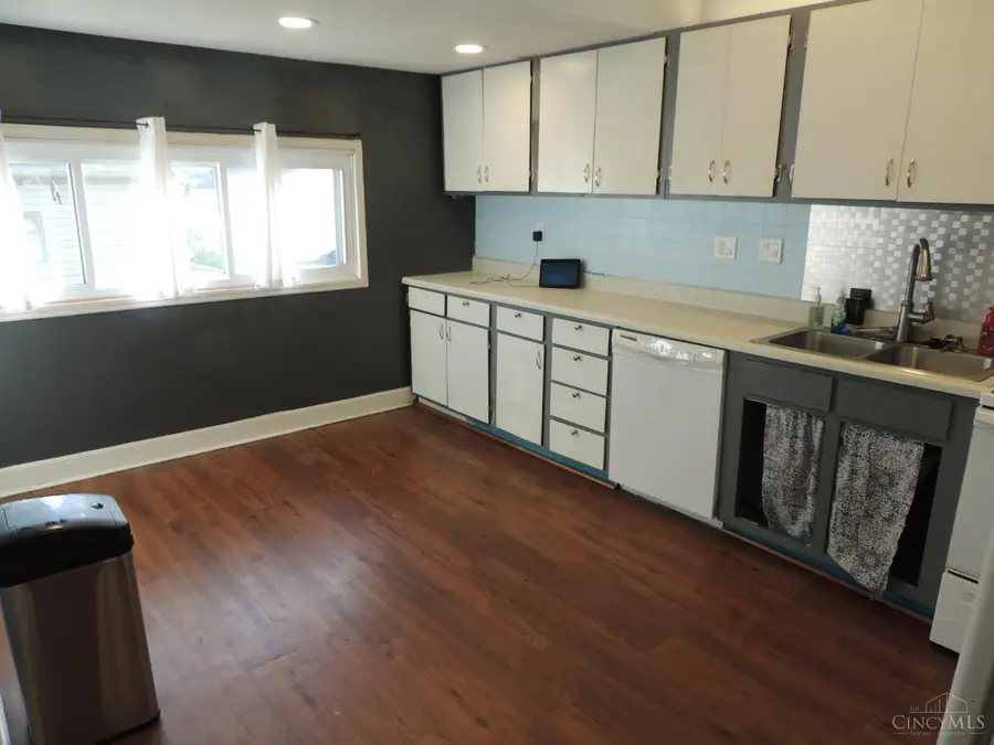 357 Clinton Avenue, Hamilton, OH 45015 - #3