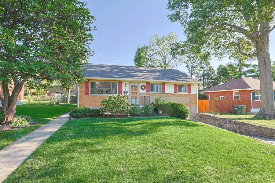 181 Ireland Avenue, Greenhills, OH 45218 - #2