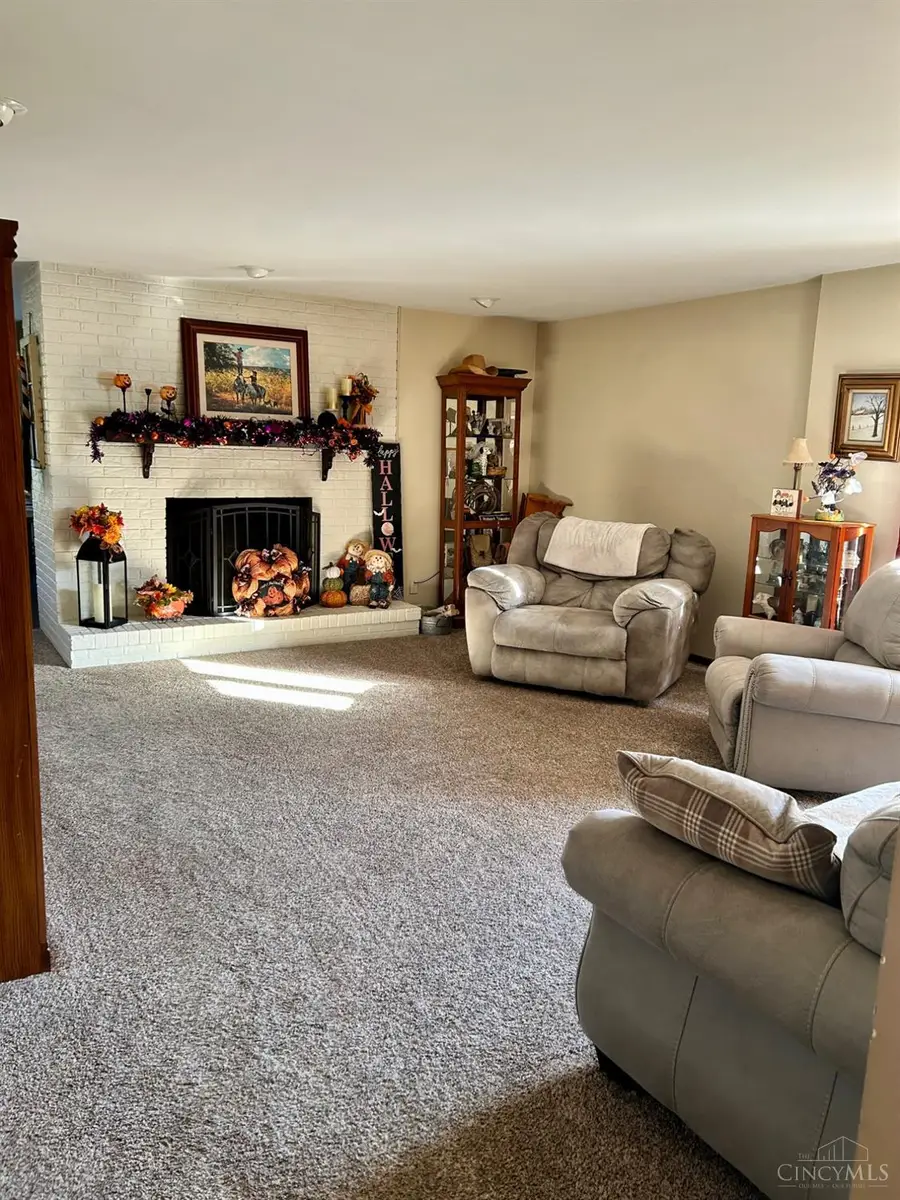 513 Sanders Drive, Hamilton, OH 45013 - #3