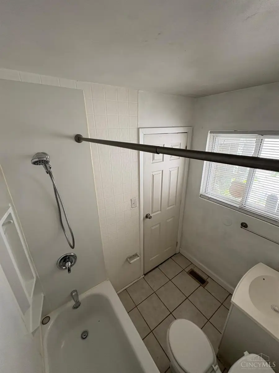56 Fernwood Avenue, Dayton, OH 45405 - #2