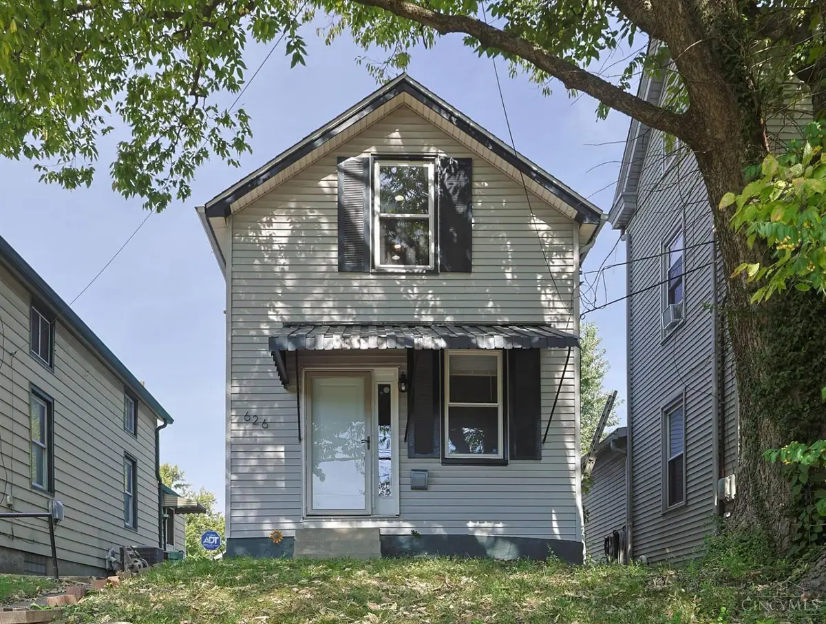 626 E Ross Avenue, Saint Bernard, OH 45217 - #1