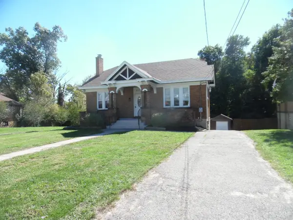 4379 W Eighth Street, Cincinnati, OH 45205