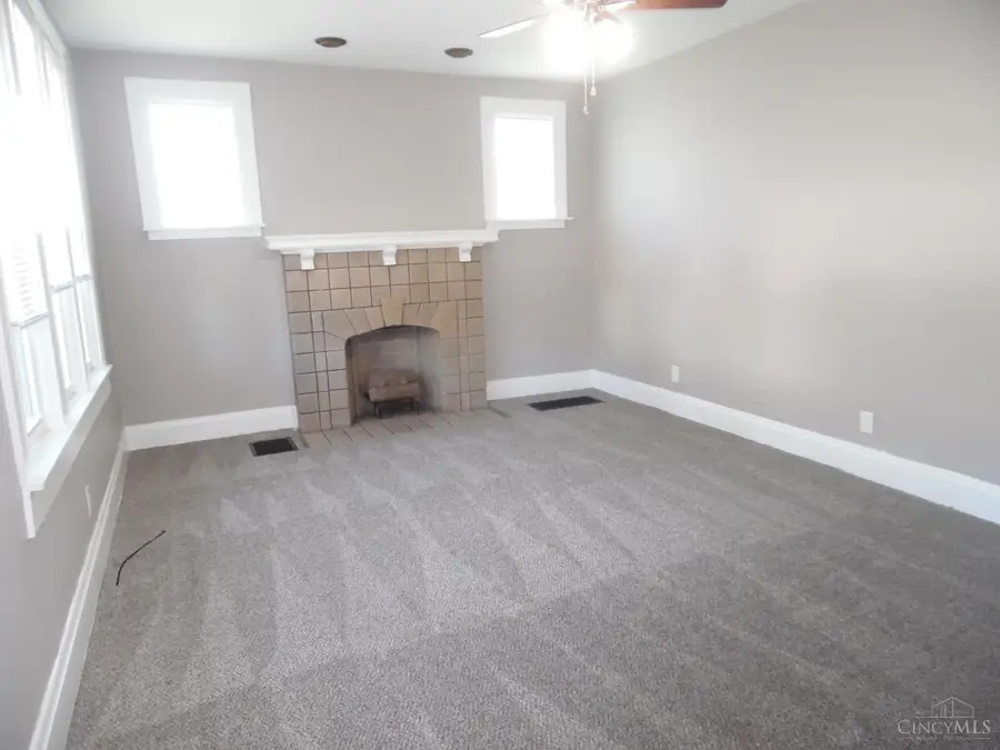 4379 W Eighth Street, Cincinnati, OH 45205 - #3