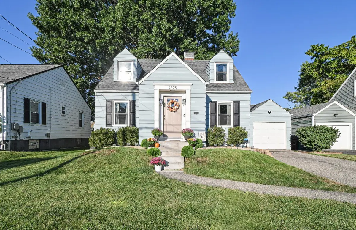 7825 Plainfield Road, Deer Park, OH 45236 - #1