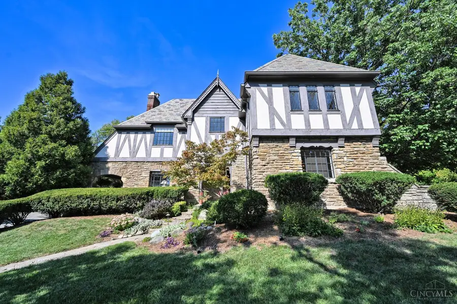 524 Ludlow Avenue, Cincinnati, OH 45220 - #2