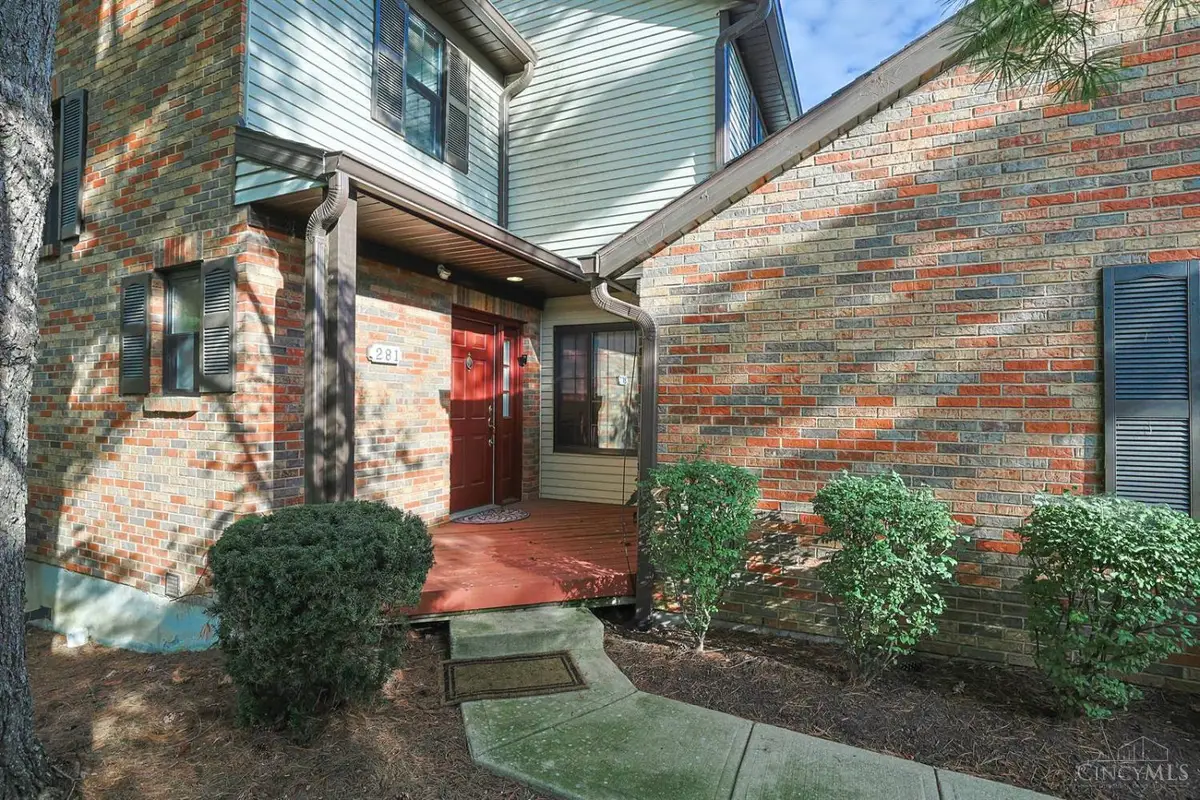 281 Carriage Circle Drive, Springdale, OH 45246 - #1