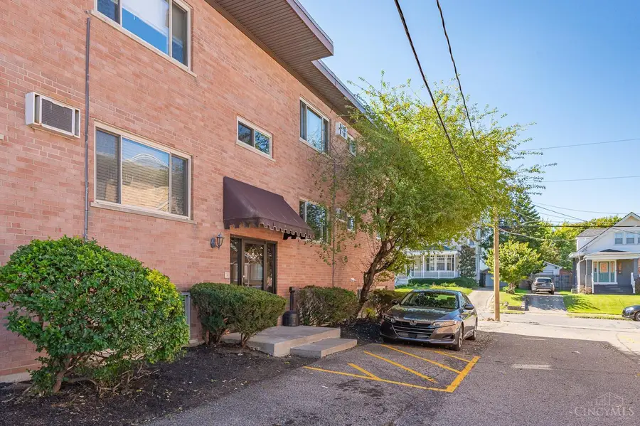 2212 Jefferson Avenue, Cincinnati, OH 45212 - #3