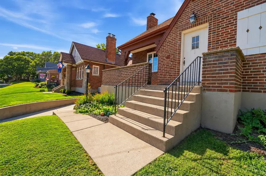 2508 Moundview Drive, Norwood, OH 45212 - #2