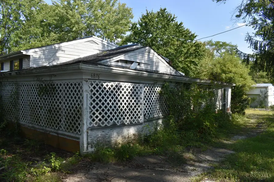 6874 St Rt 133, Wayne, OH 45162 - #2