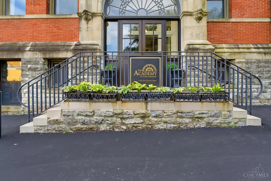 1125 Saint Gregory Street #103, Cincinnati, OH 45202 - #2