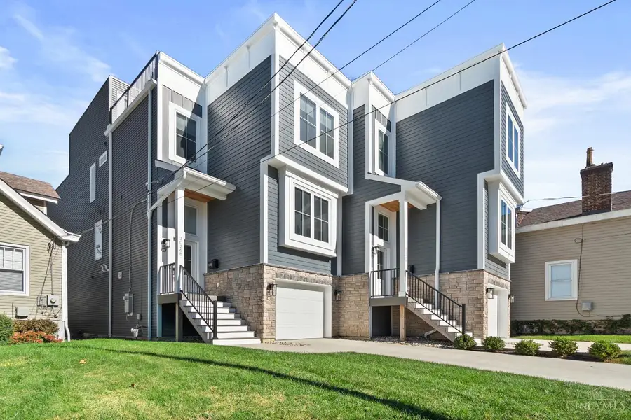 3026 Lavinia Avenue, Cincinnati, OH 45208 - #3