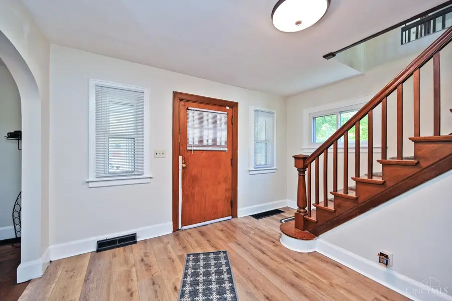 6878 Beechmont Avenue, Cincinnati, OH 45230 - #3