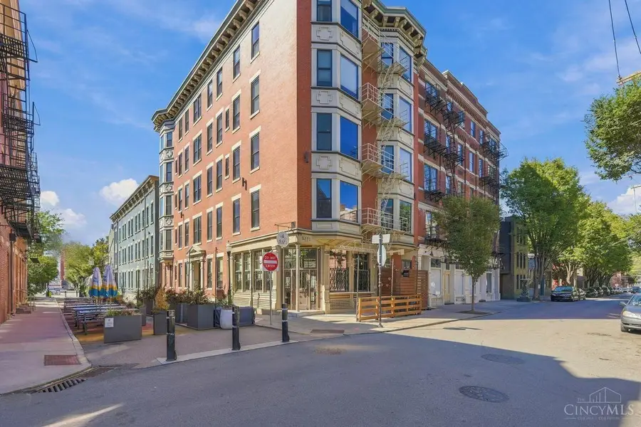 14 W Fourteenth Street #201, Cincinnati, OH 45202 - #2
