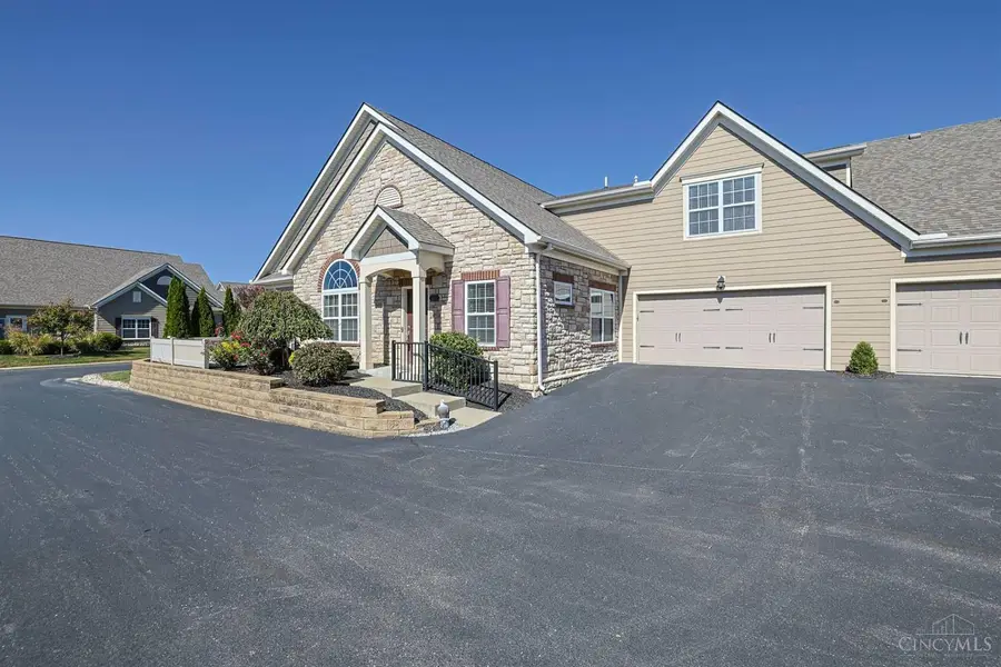 6770 Liberty Circle, Liberty, OH 45069 - #2