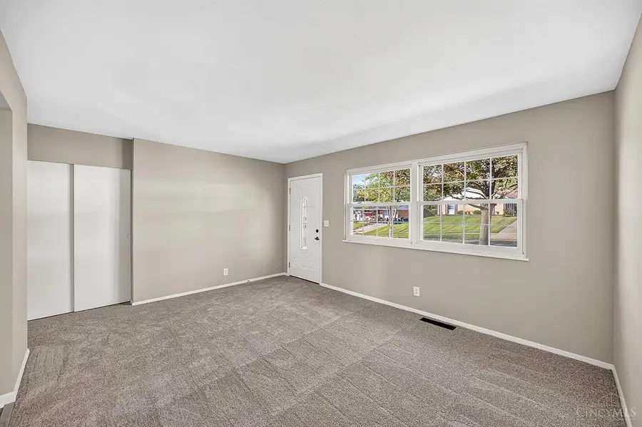 412 Hartford Drive, Hamilton, OH 45013 - #3