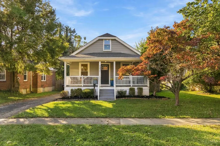 7217 Delaware Avenue, Deer Park, OH 45236 - #2