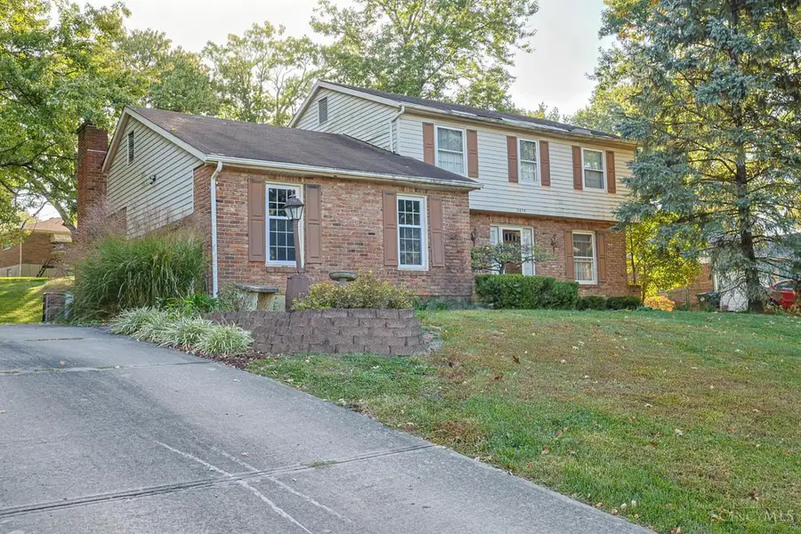 3476 Westport Court, Green, OH 45248 - #2