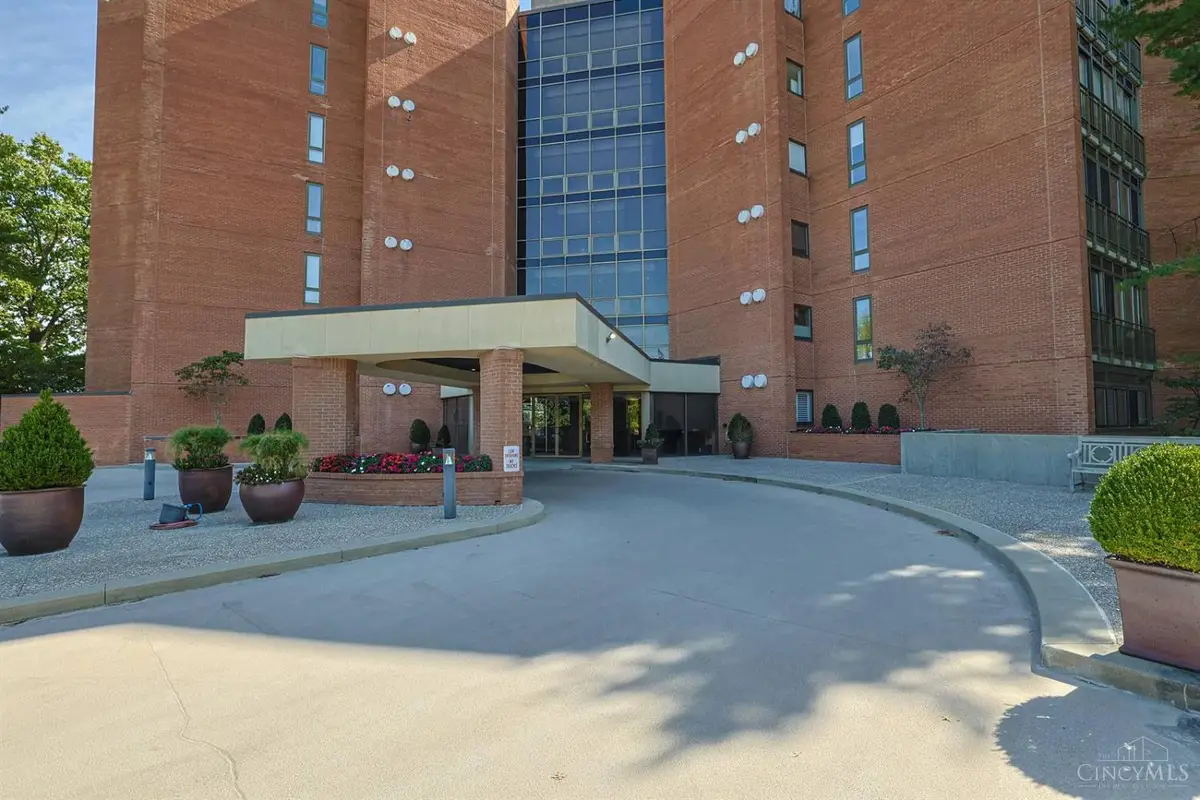 2412 Ingleside Avenue #6A, Cincinnati, OH 45206 - #1