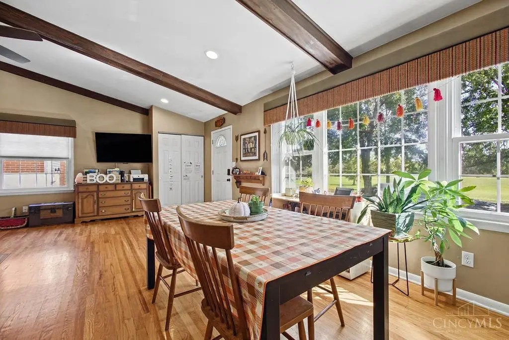 58 Junefield Avenue, Greenhills, OH 45218 - #1