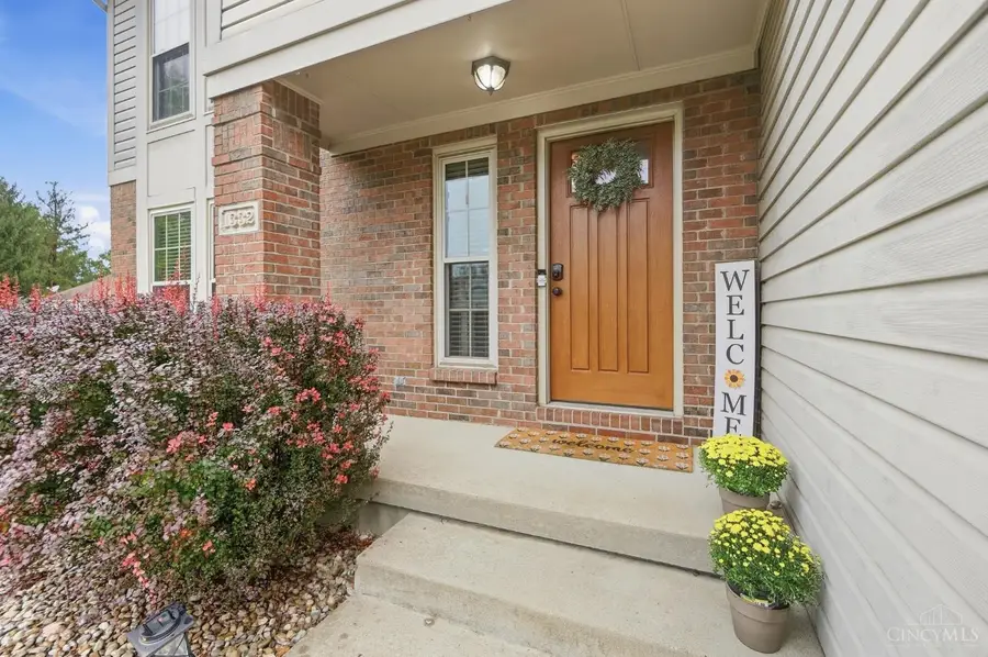 1332 Sprucewood Court, Amelia, OH 45102 - #3