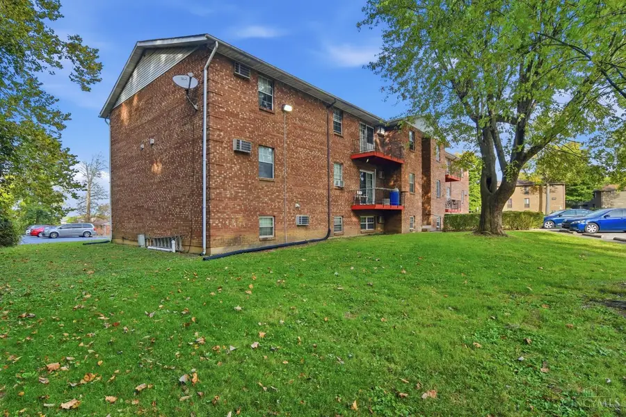 5465 Camelot Drive #27, Fairfield, OH 45014 - #3