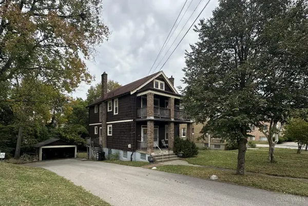 4136 W Eighth Street, Cincinnati, OH 45205