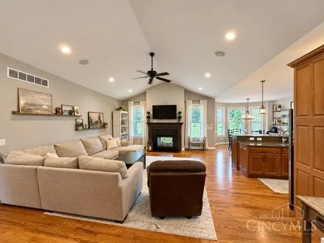 3889 Hickory Hollow Drive, Hamilton, OH 45013 - #3