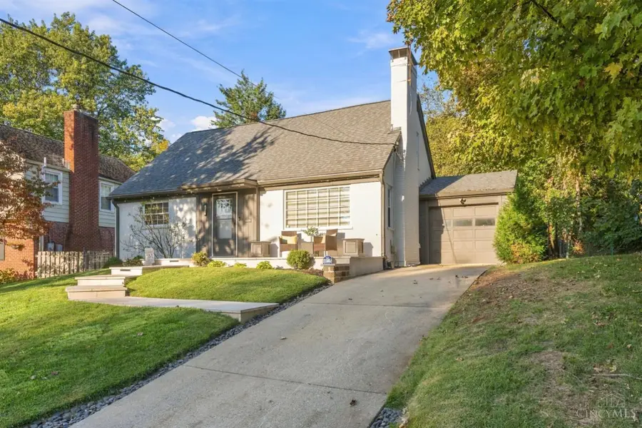 2627 Bonnie Drive, Cincinnati, OH 45230 - #2