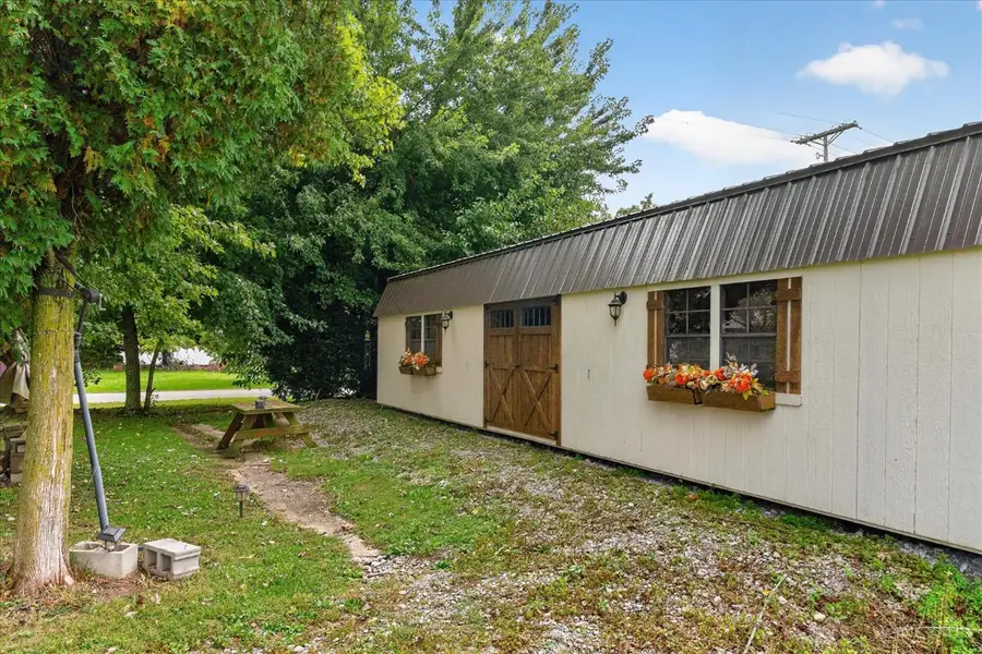 2132 Tri County Rd, Winchester, OH 45697 - #3