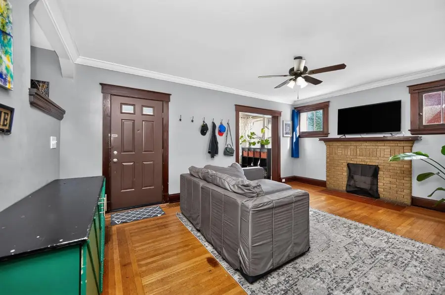 3277 Montana Avenue, Cincinnati, OH 45211 - #3